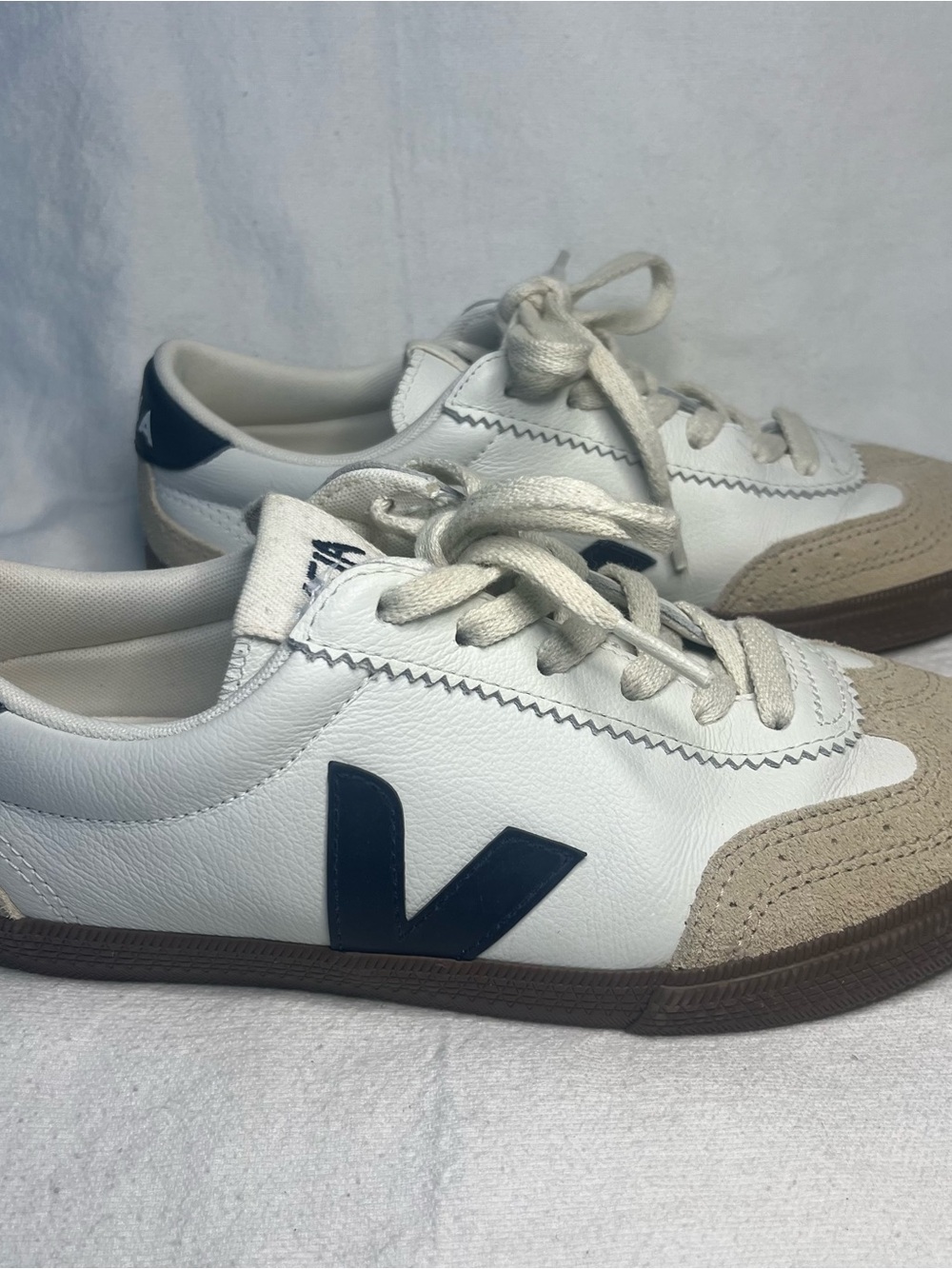 Veja Volley Leather White Nautico Bark Sneakers Suede Toe - Size 7 *LIKE NEW*